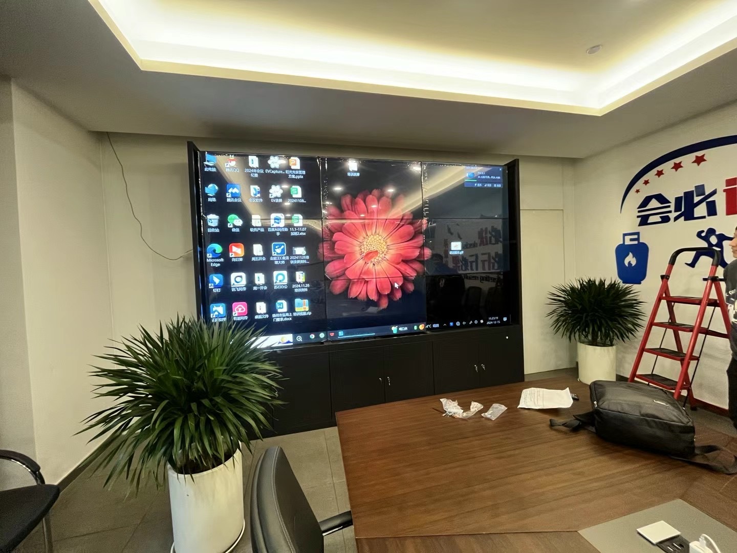 企业会议室高清拼接屏集成项目
